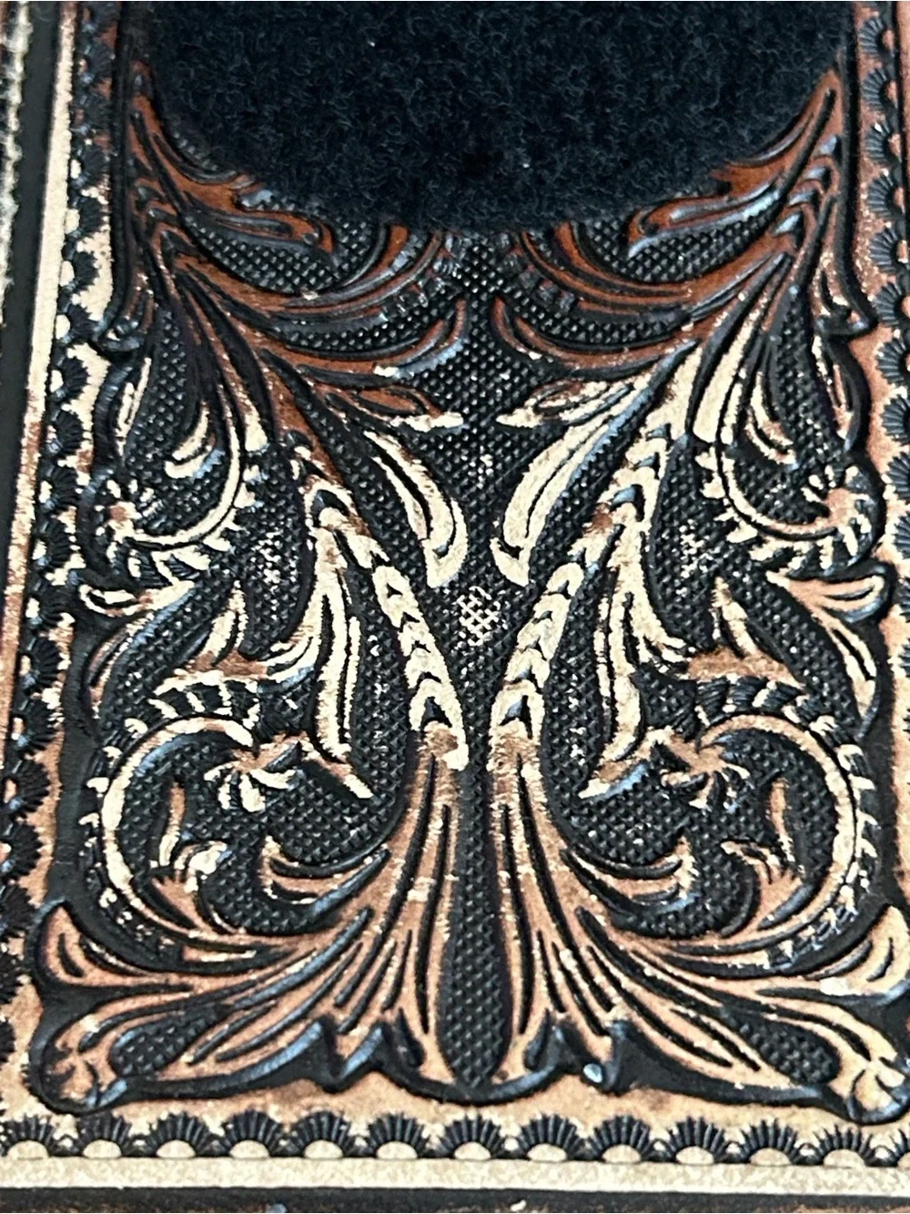 Texas Western Handcrafted Basketweave Tooled Leather Phone Holster Brown & Black